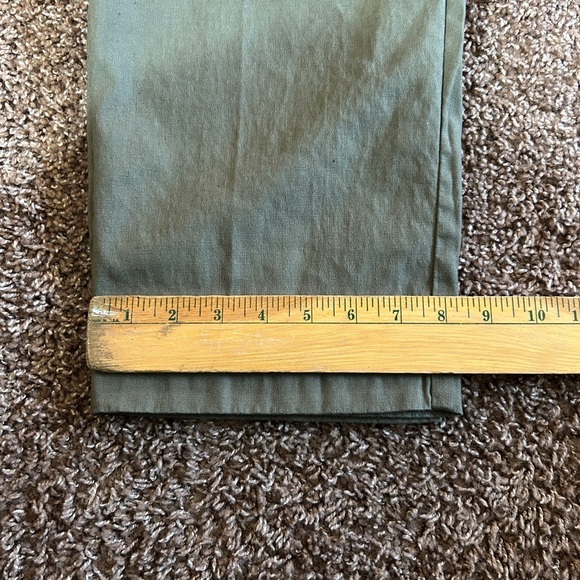 Liz Claiborne Green Trousers Classic Straight-Leg - Picture 2 of 16